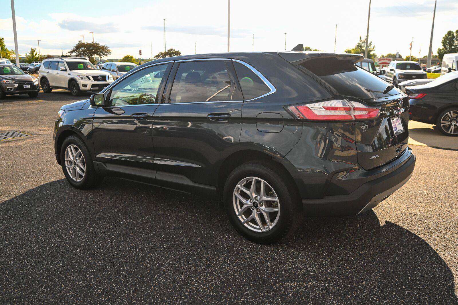 Used 2024 Ford Edge SEL w/ Convenience Package AWD/4WD image 7