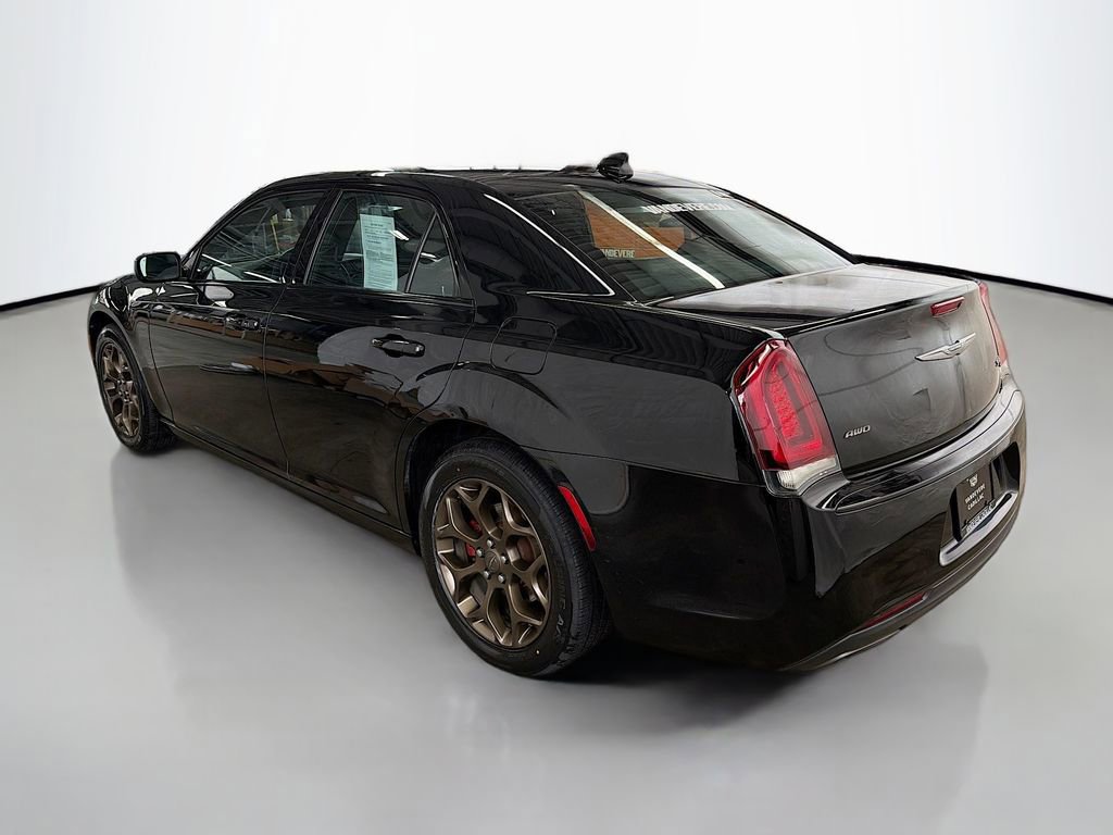 Used 2016 Chrysler 300 S image 5