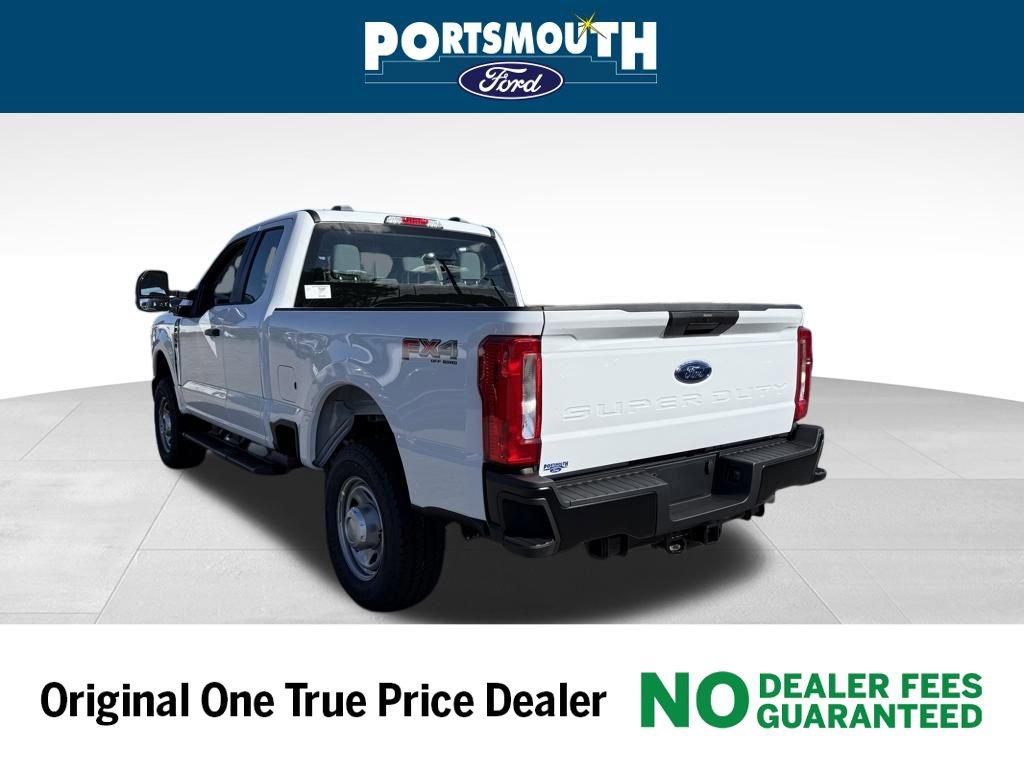 New 2026 Ford F350 XL w/ FX4 Off-Road Package image 15