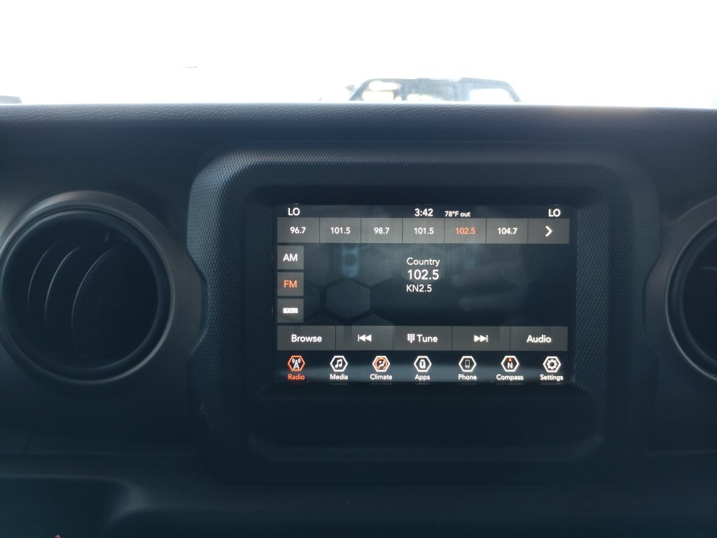 Used 2019 Jeep Wrangler Unlimited Sport S AWD/4WD image 32