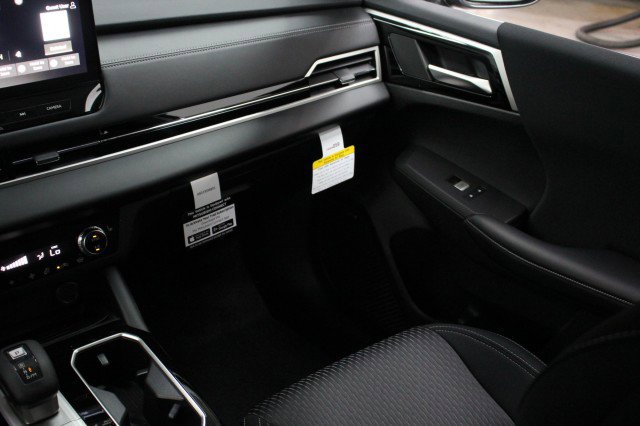 New 2026 Mitsubishi Outlander ES AWD/4WD image 22