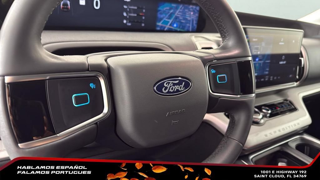 Used 2025 Ford Expedition Max Active AWD/4WD image 25