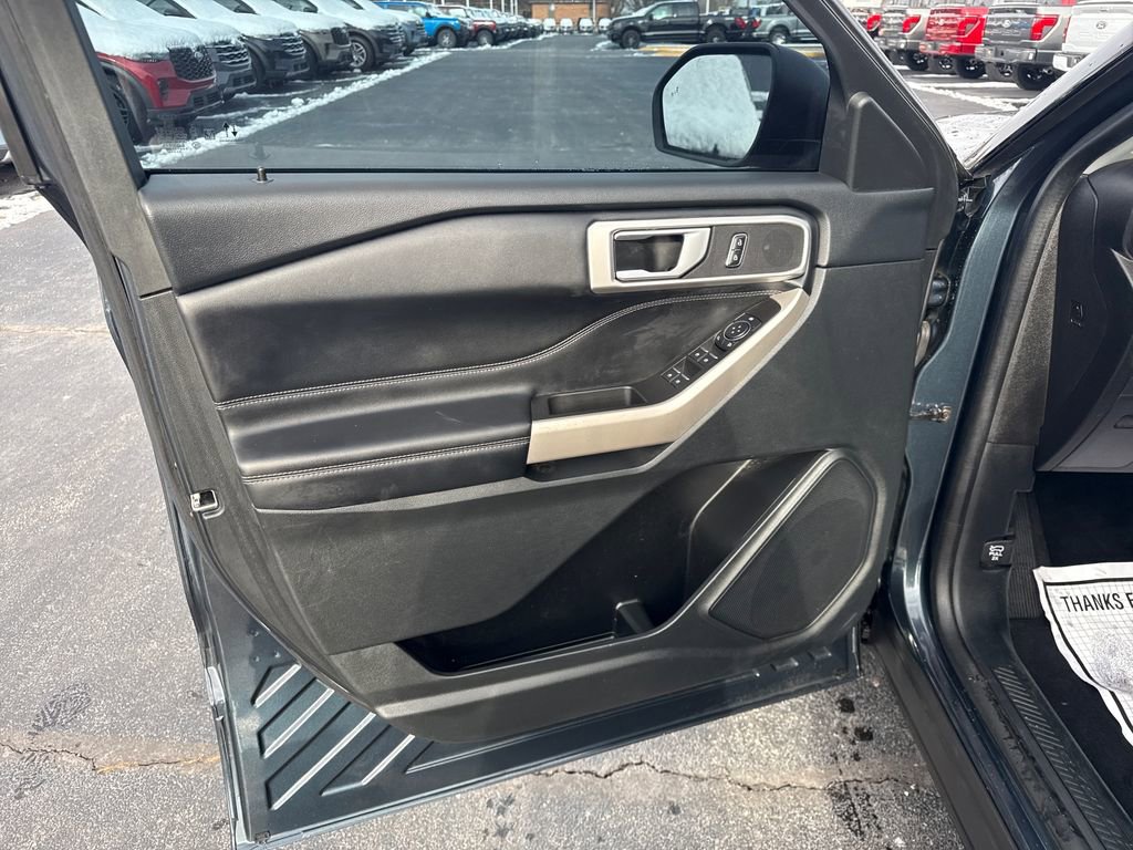 Used 2023 Ford Explorer XLT w/ Equipment Group 202A image 23