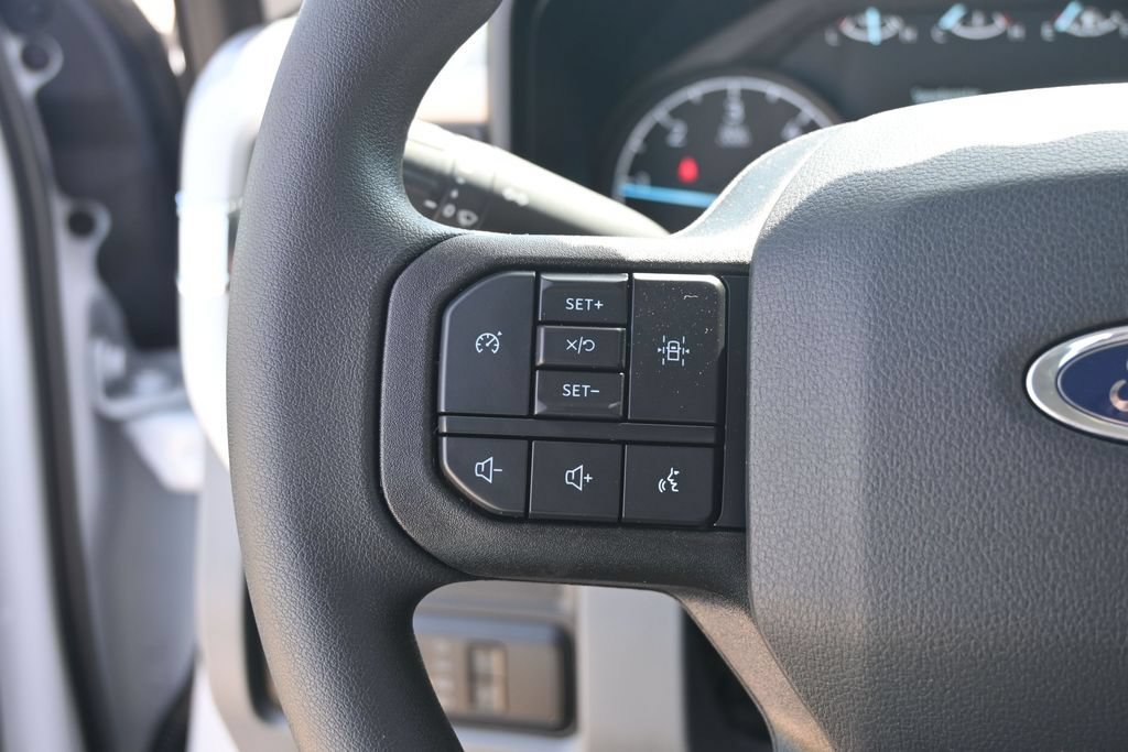 New 2026 Ford F550 4x4 Supercab Super Duty image 27