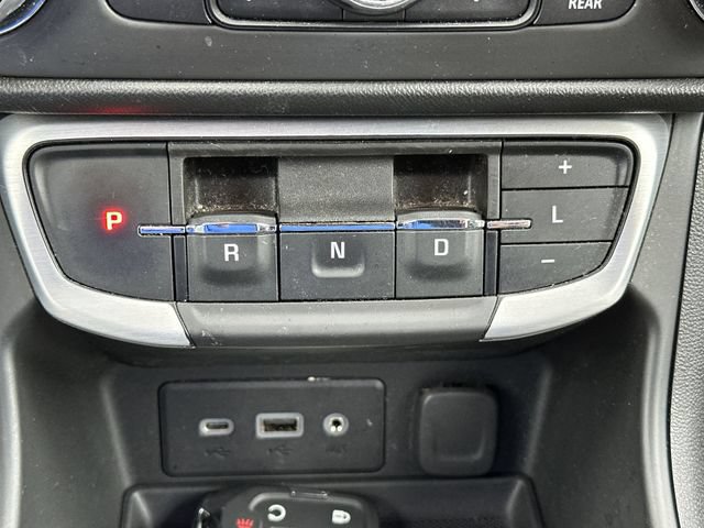 Used 2022 GMC Terrain SLE w/ Driver Convenience Package AWD/4WD image 23