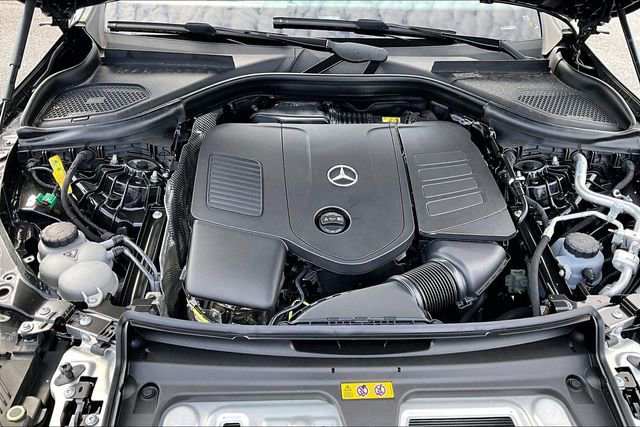 New 2025 Mercedes-Benz GLC 350e 4MATIC image 9