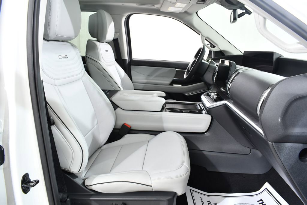 New 2026 Ford Expedition Max Platinum image 10