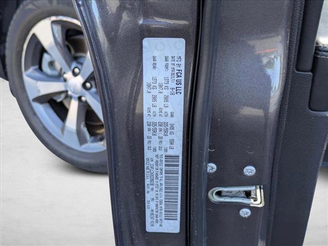 Used 2019 Jeep Cherokee Limited w/ Luxury Group image 26