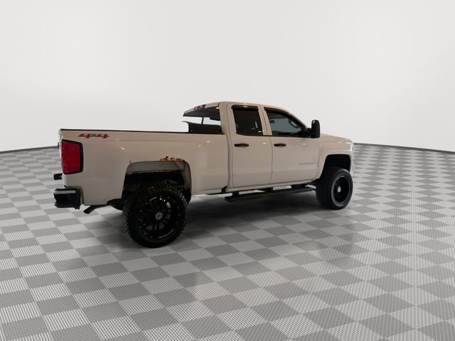 Used 2016 Chevrolet Silverado 1500 Custom w/ Custom Convenience Package AWD/4WD image 11