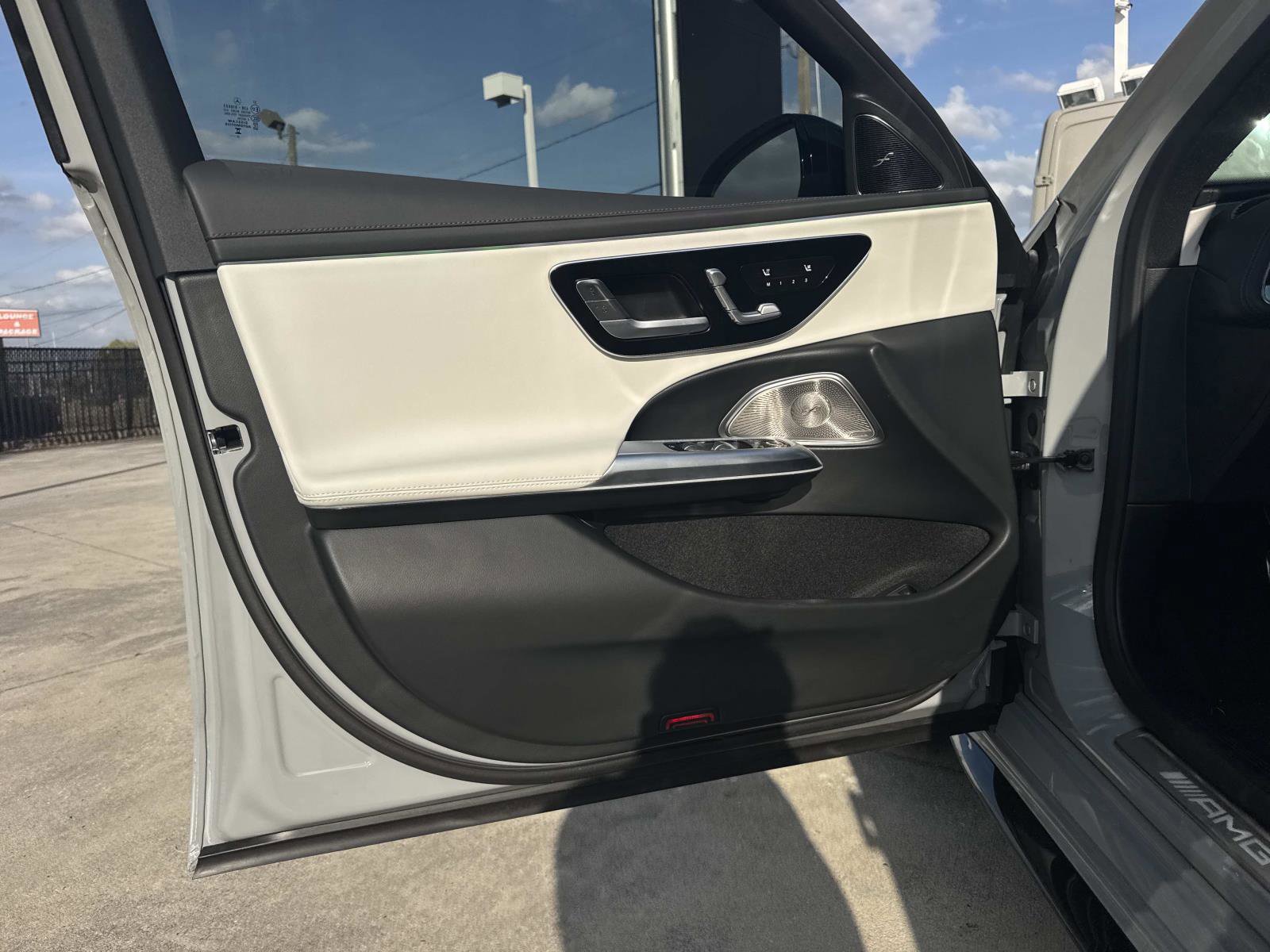 Certified 2026 Mercedes-Benz E 53 AMG e 4MATIC Sedan image 17