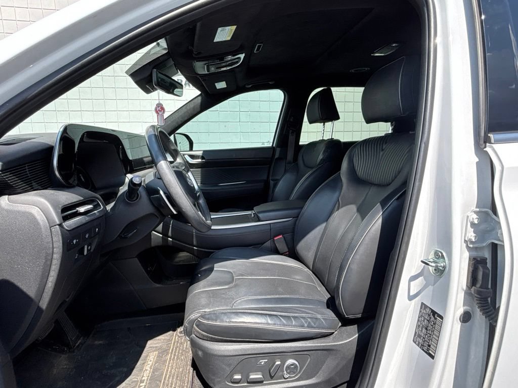 Used 2024 Hyundai Palisade Calligraphy AWD/4WD image 3
