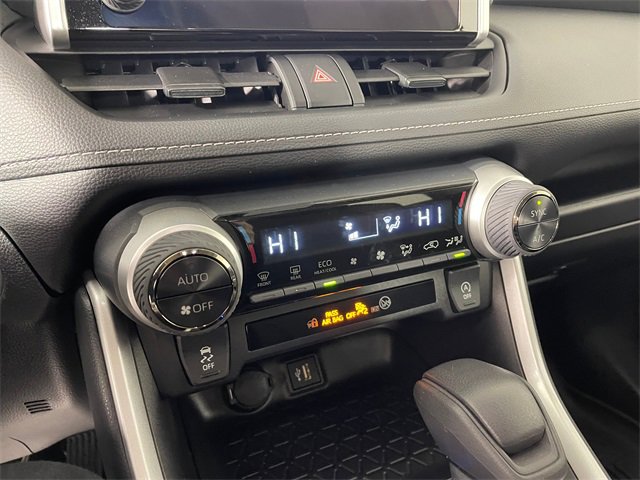 Used 2025 Toyota RAV4 XLE image 8