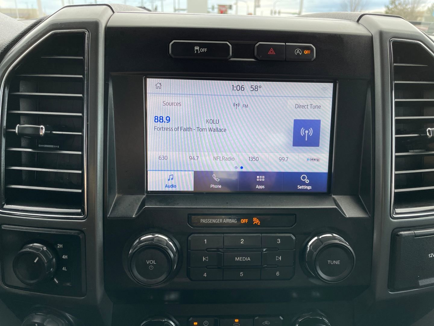 Used 2020 Ford F150 XLT w/ Trailer Tow Package AWD/4WD image 18