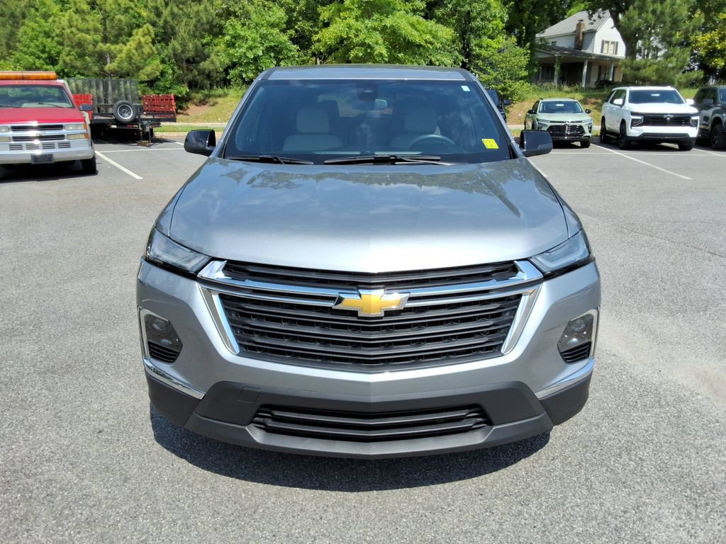 Certified 2023 Chevrolet Traverse LS FWD image 2
