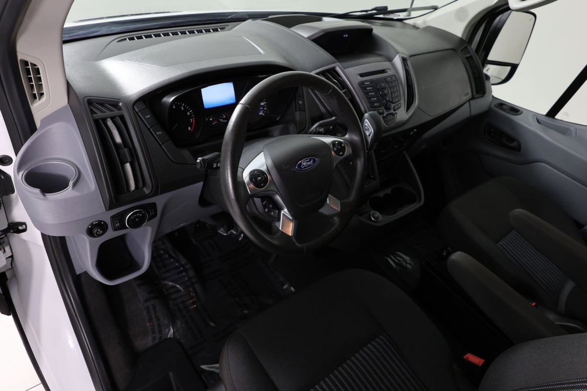 Used 2019 Ford Transit 150 XLT RWD image 19