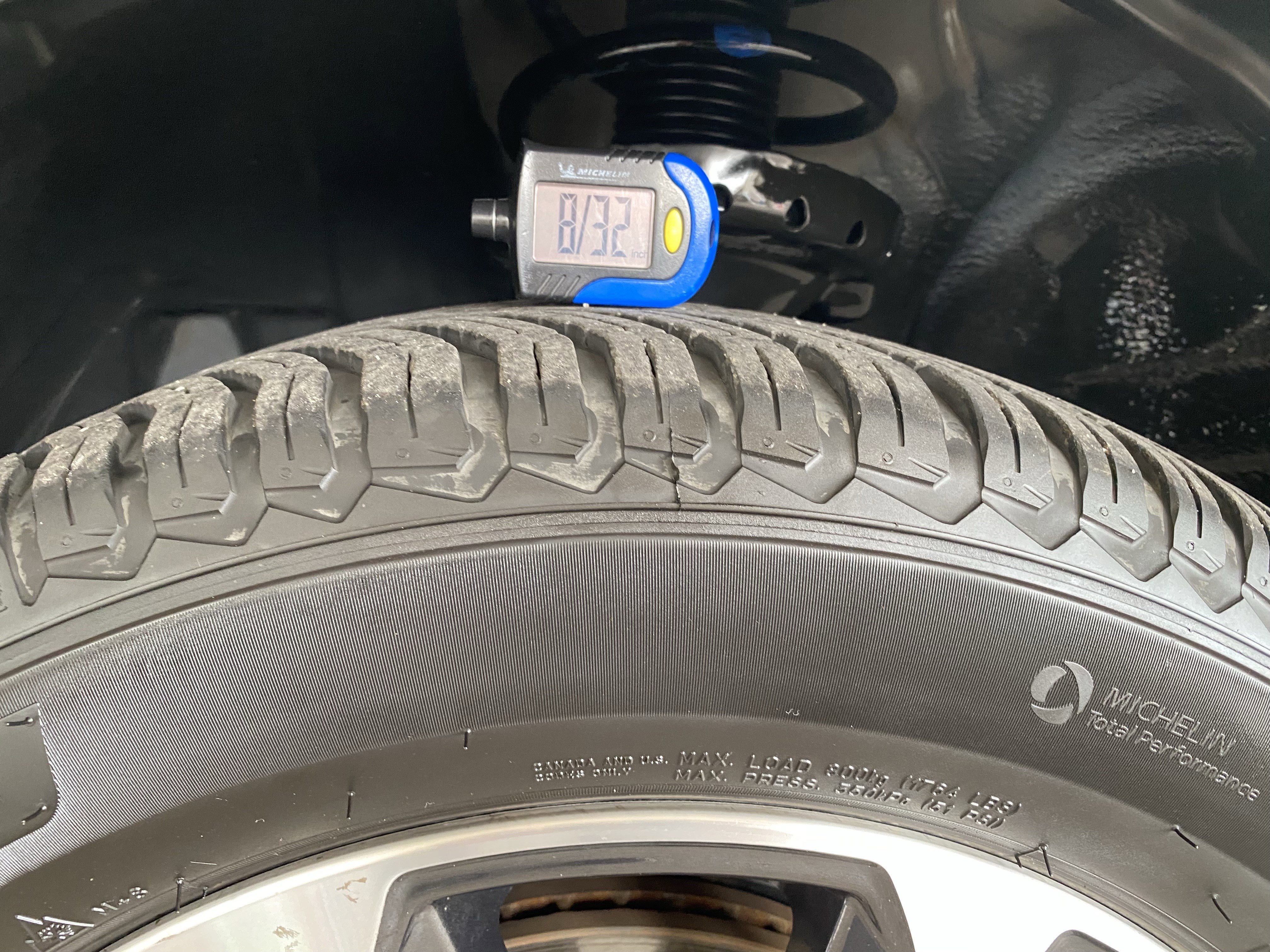 Used 2018 Subaru Outback 3.6R Limited AWD/4WD image 23