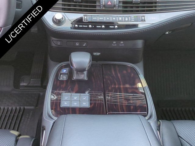 Certified 2023 Lexus LS 500 w/ Interior Upgrade Package RWD image 18