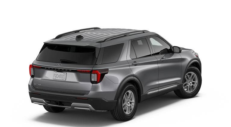 New 2026 Ford Explorer Active w/ Active Comfort Package image 3