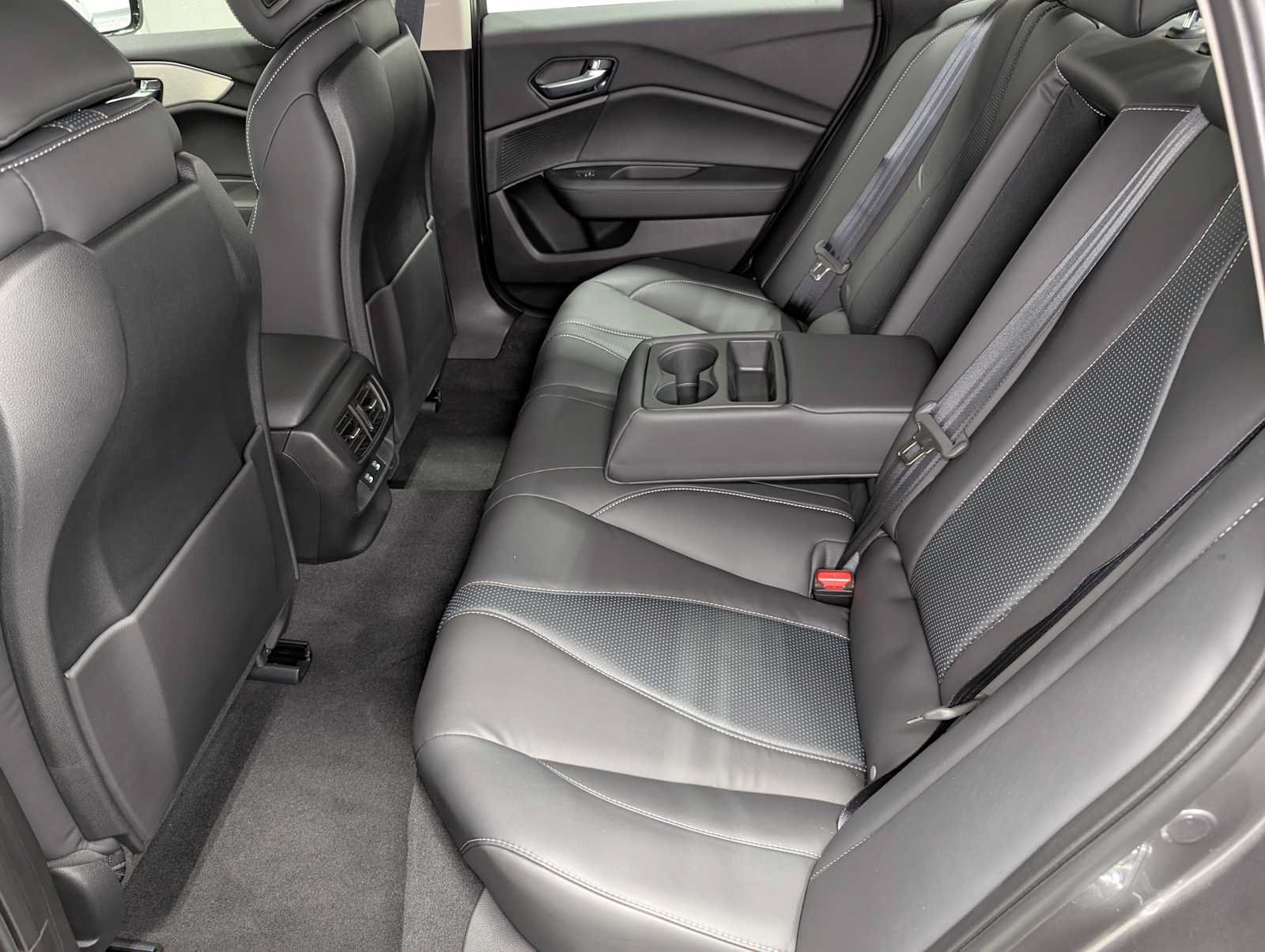 Used 2025 Acura TLX w/ Technology Package FWD image 22