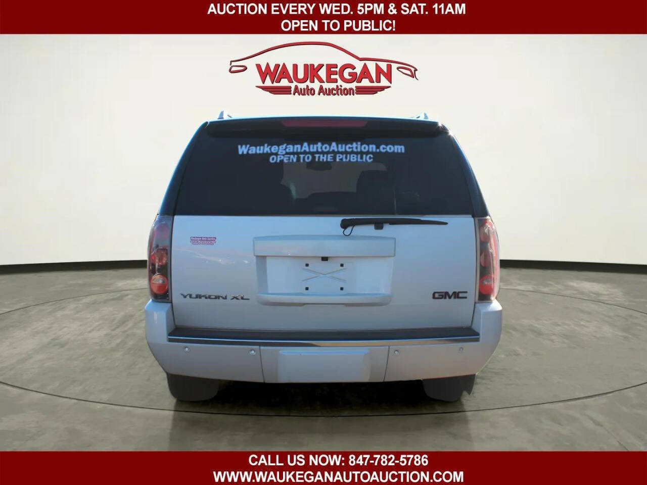 Used 2013 GMC Yukon XL Denali image 5