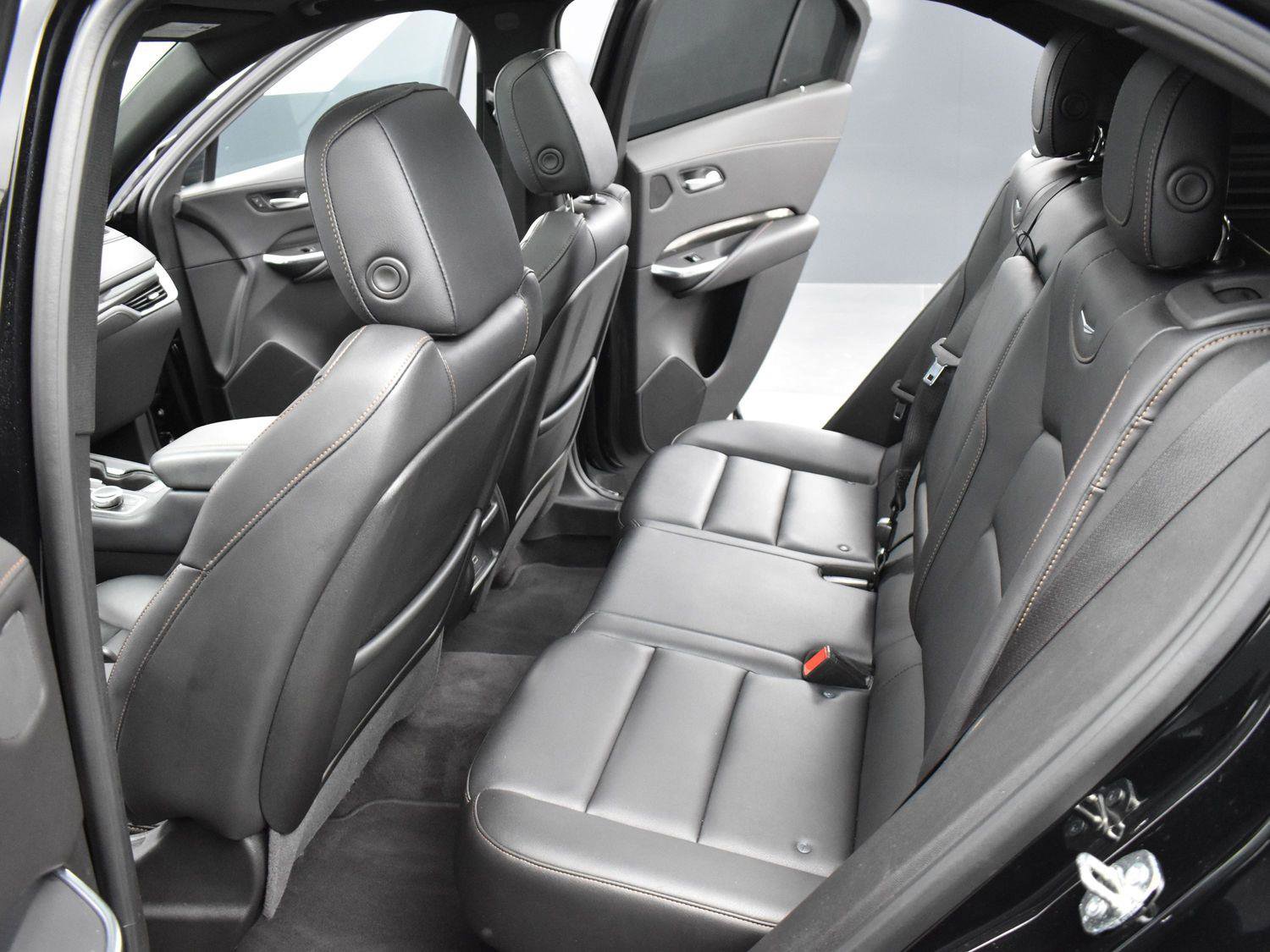 Used 2023 Cadillac XT4 Sport w/ Driver Assist Package image 28