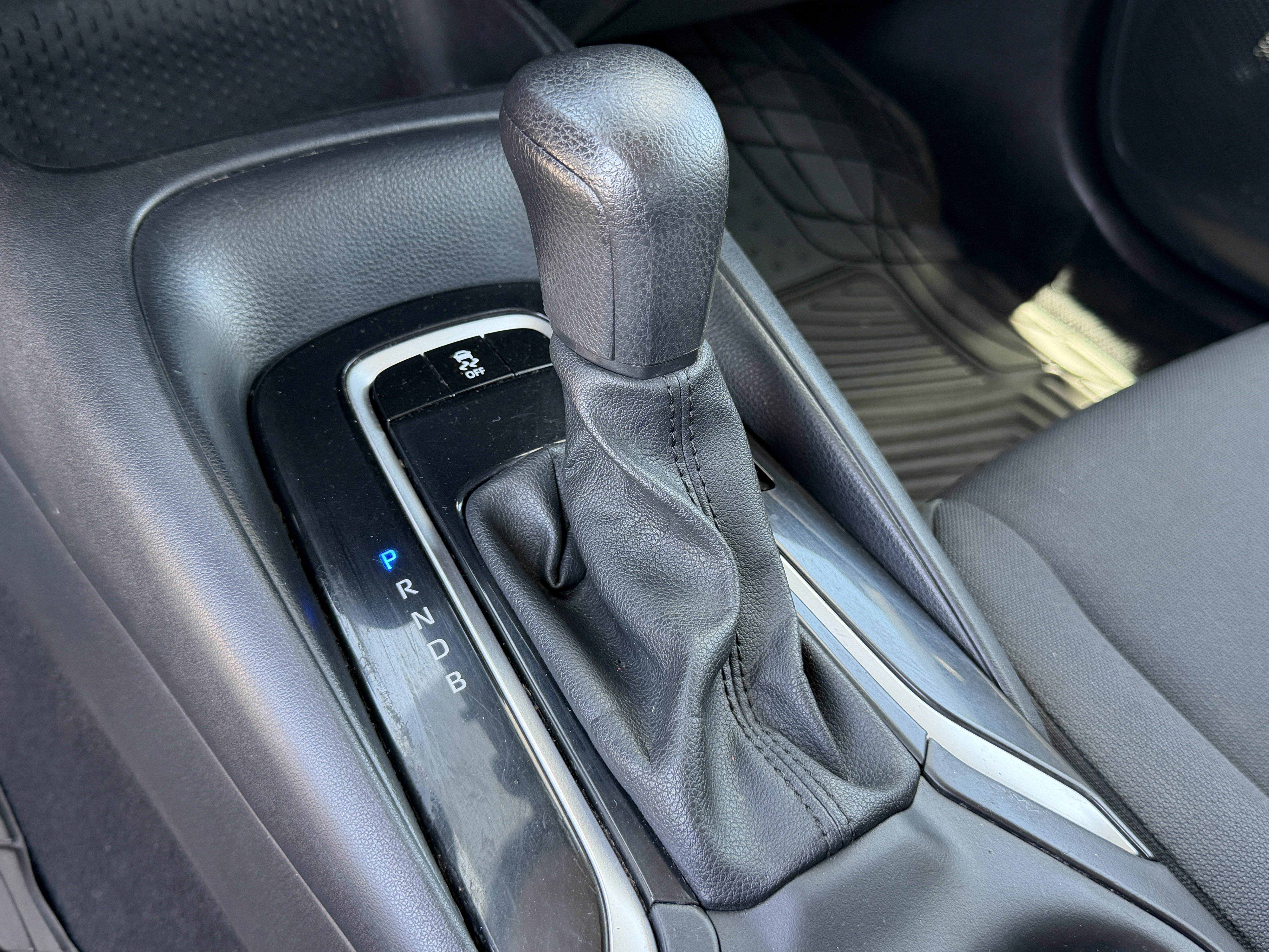 Used 2024 Toyota Corolla LE FWD image 21