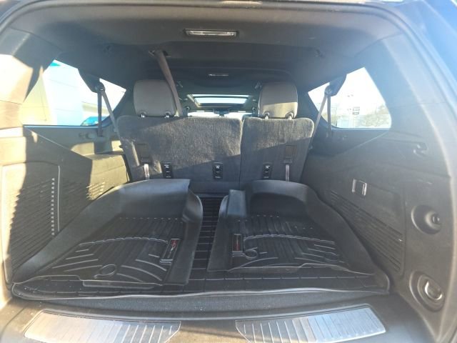 Used 2021 Chevrolet Suburban RST image 36