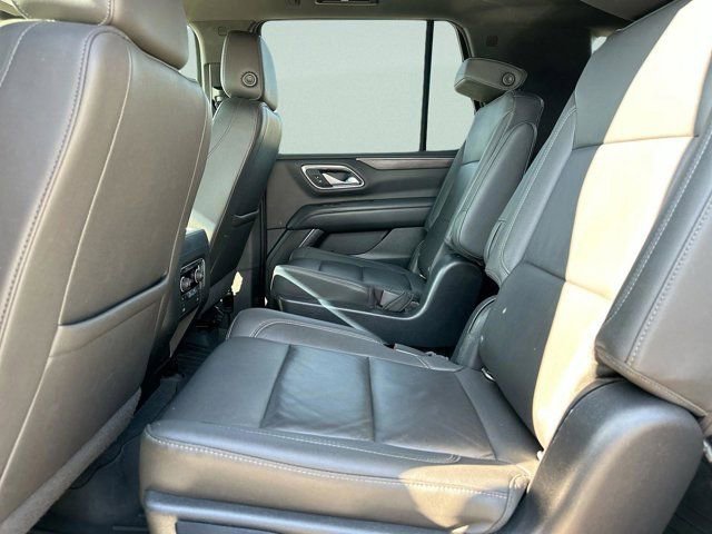 Used 2022 Chevrolet Tahoe Z71 w/ Off-Road Capability Package image 13