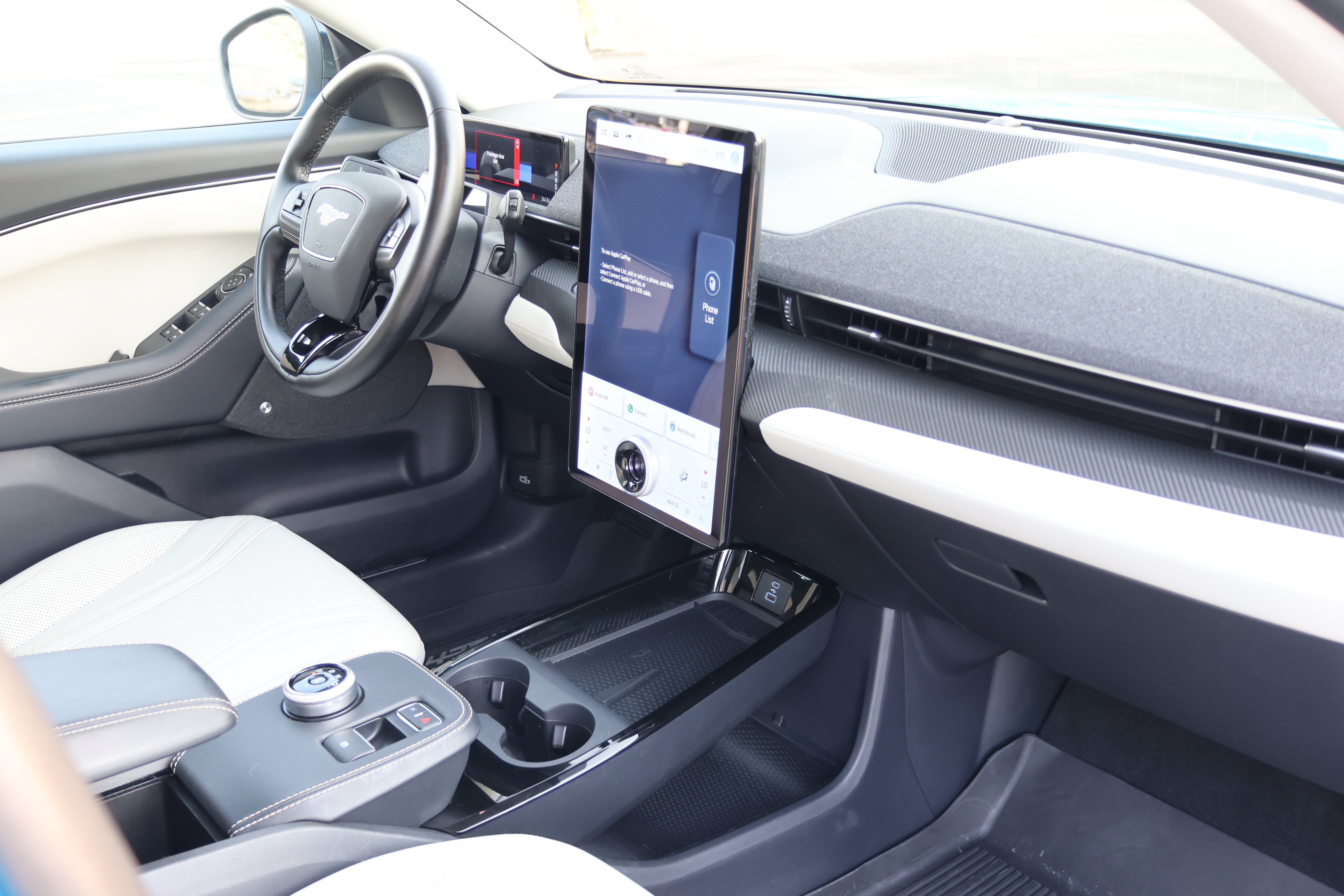 Used 2023 Ford Mustang Mach-E Premium AWD/4WD image 35