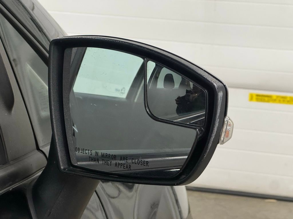 Used 2020 Ford EcoSport SE image 24