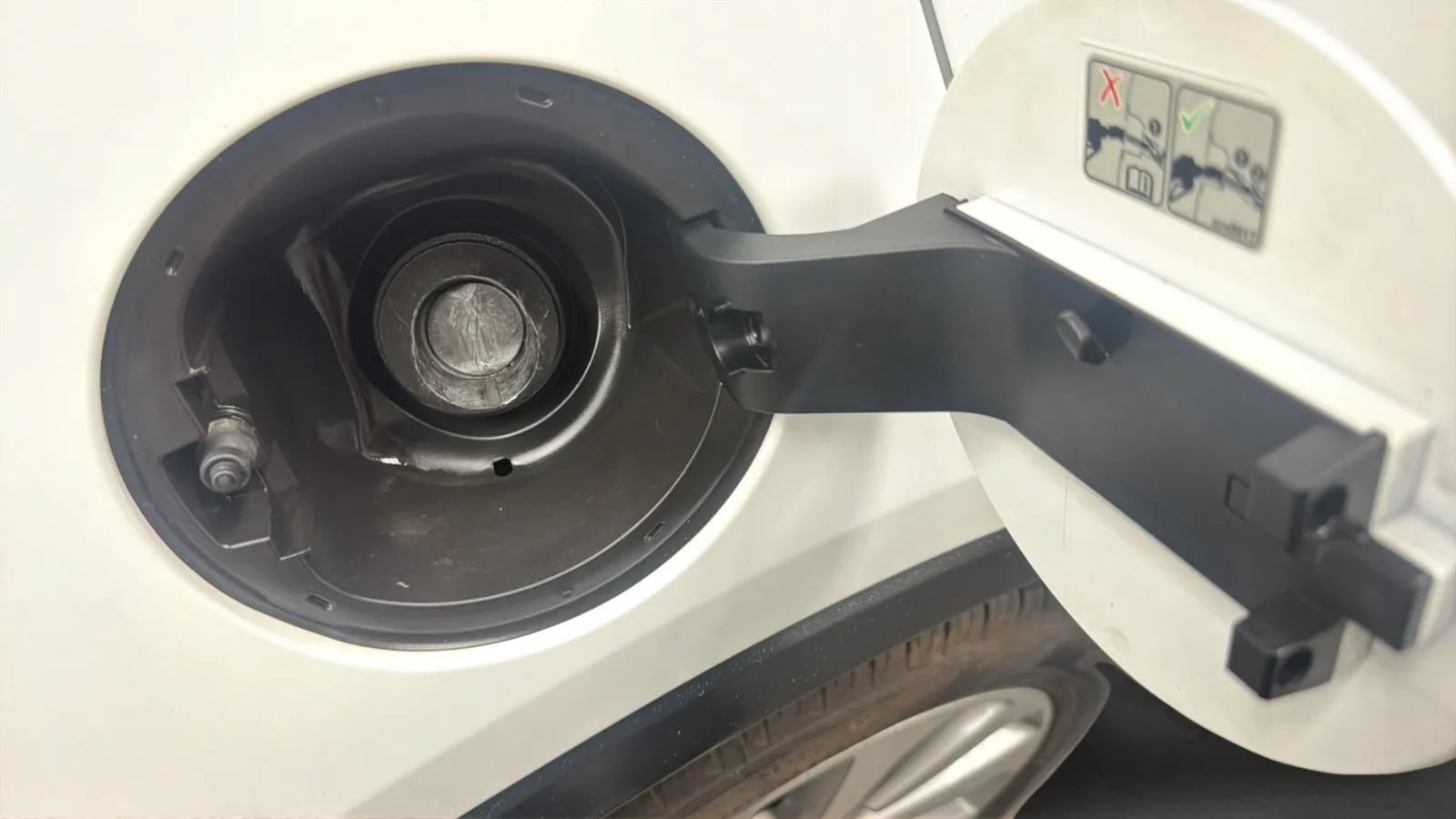 Used 2019 Buick Encore Preferred FWD image 29