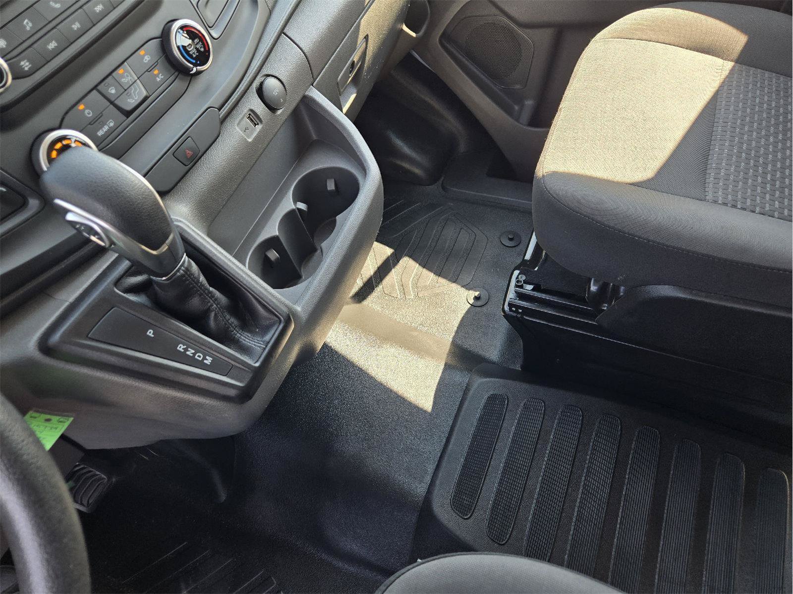Used 2024 Ford Transit 350 XL RWD image 18