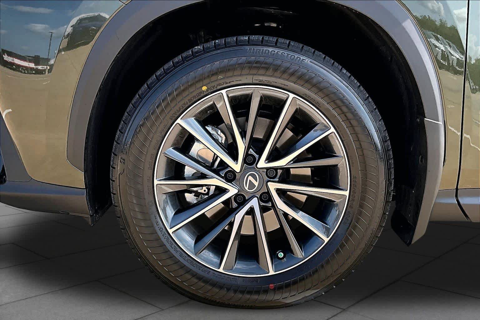Used 2026 Lexus NX 350 AWD w/ Accessory Package (2T) image 11