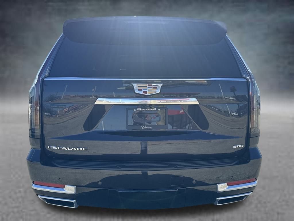 Used 2025 Cadillac Escalade Premium Luxury AWD/4WD image 7