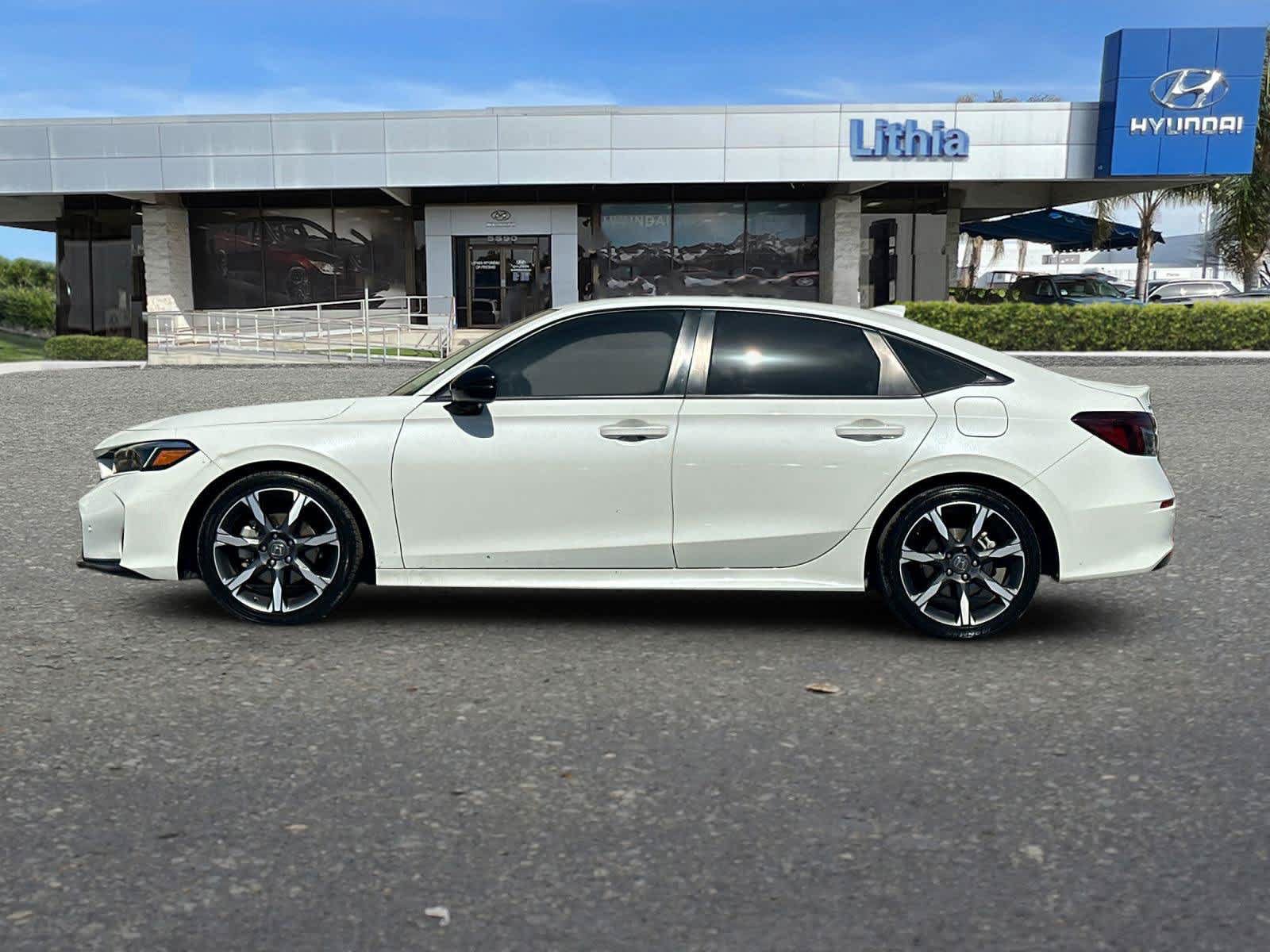 Used 2025 Honda Civic Sport Touring image 6