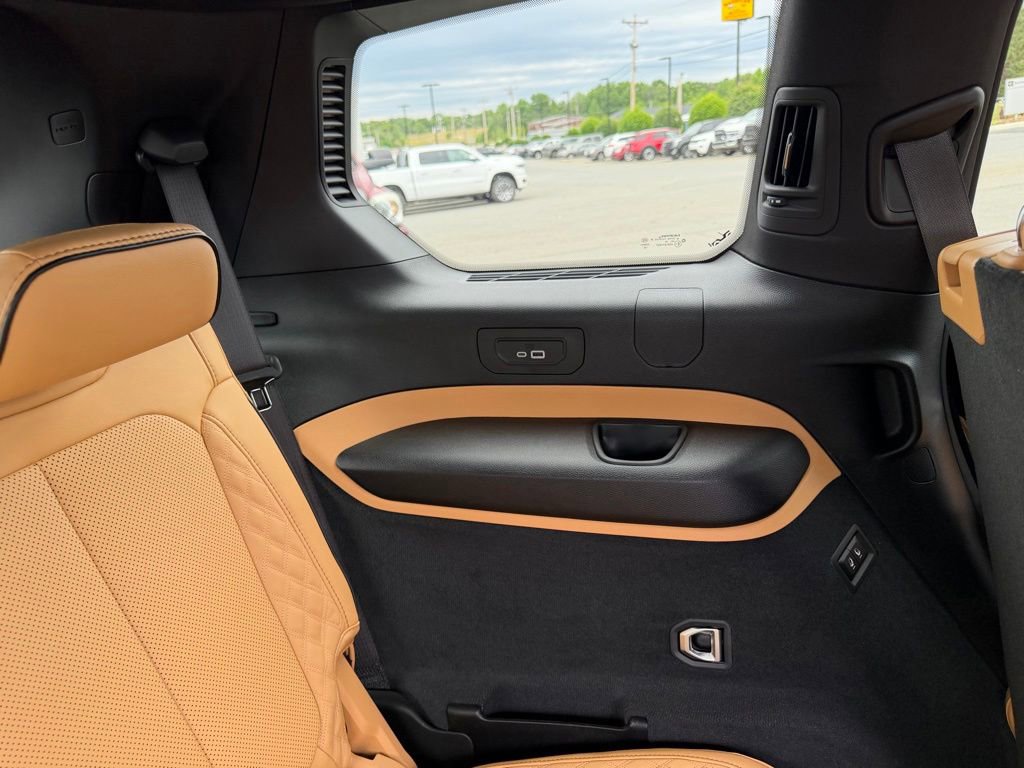 Used 2024 Jeep Grand Cherokee L Summit AWD/4WD image 42
