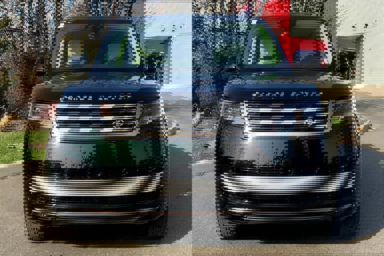 New 2026 Land Rover Range Rover SV image 3