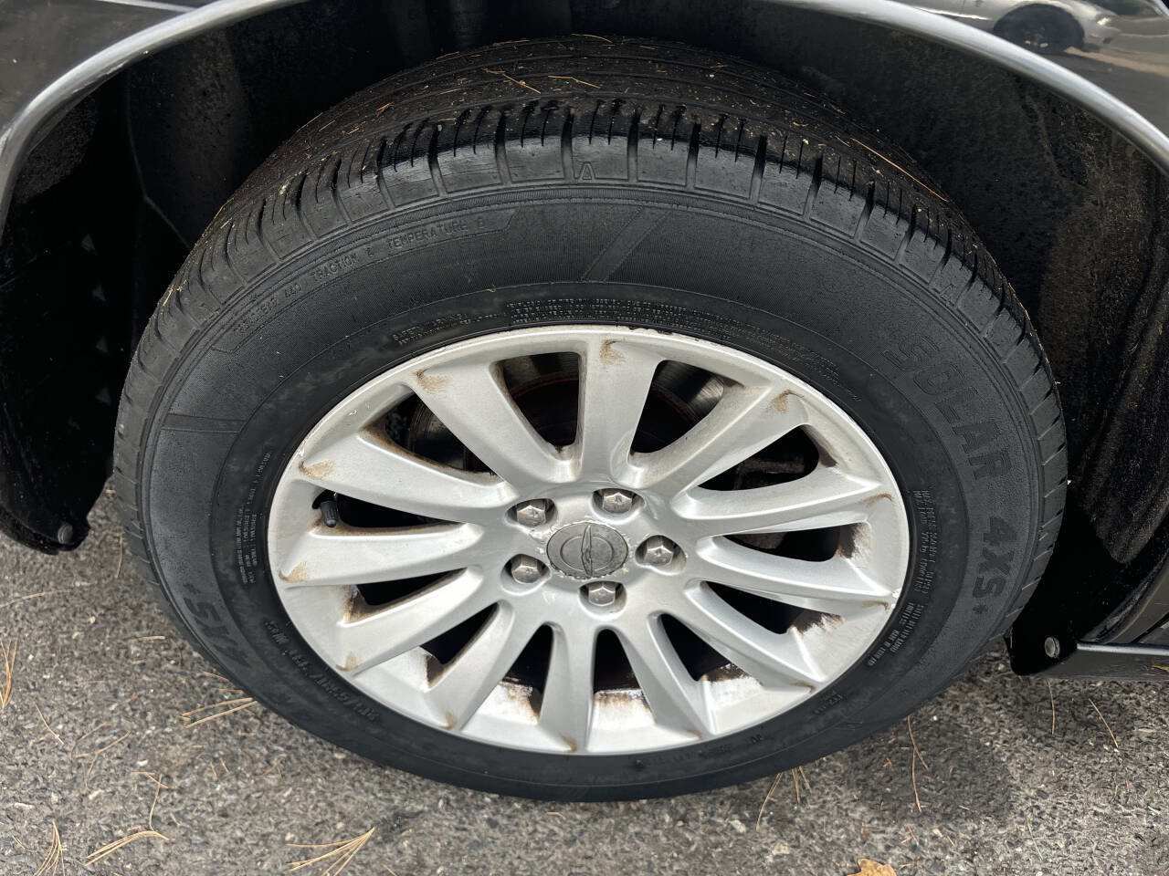 Used 2013 Chrysler 300 image 29