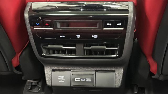 Used 2022 Acura MDX A-Spec image 33