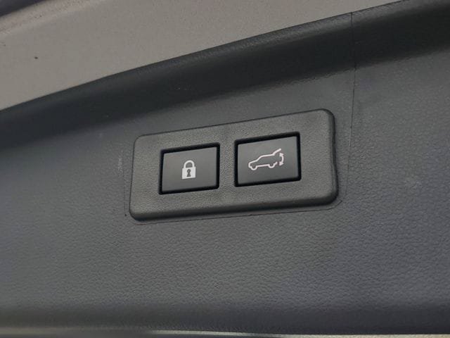 Certified 2024 Subaru Outback Limited AWD/4WD image 11