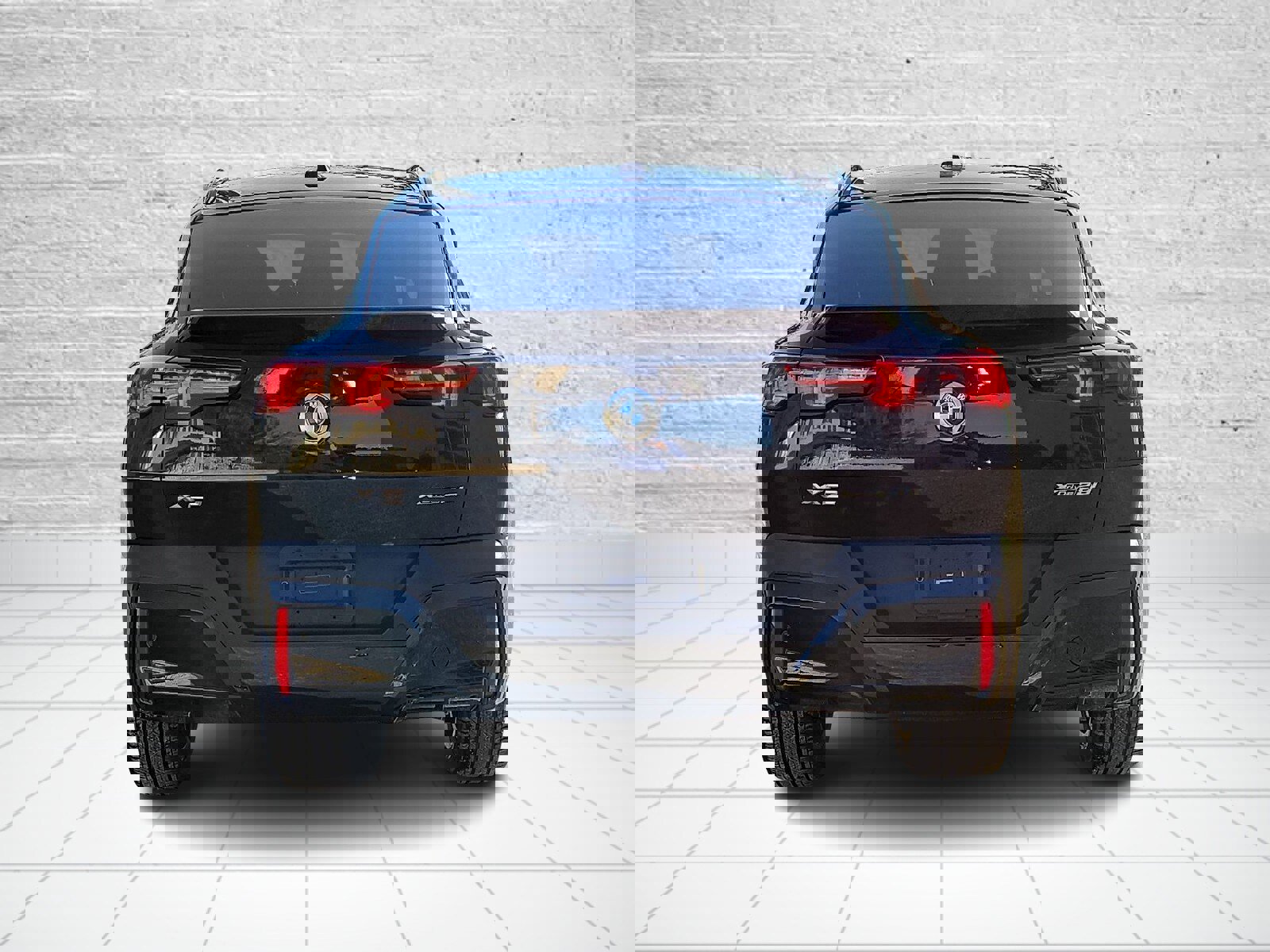 Used 2025 BMW X2 xDrive28i w/ Premium Package image 5