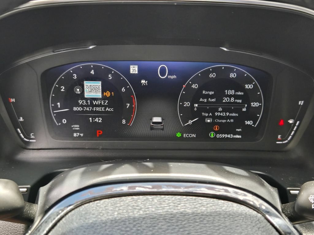 Used 2023 Honda Pilot Elite image 24