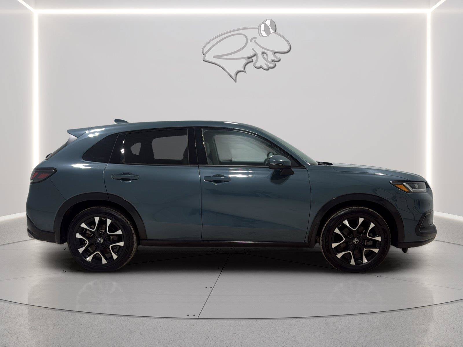 Used 2026 Honda HR-V EX-L image 6
