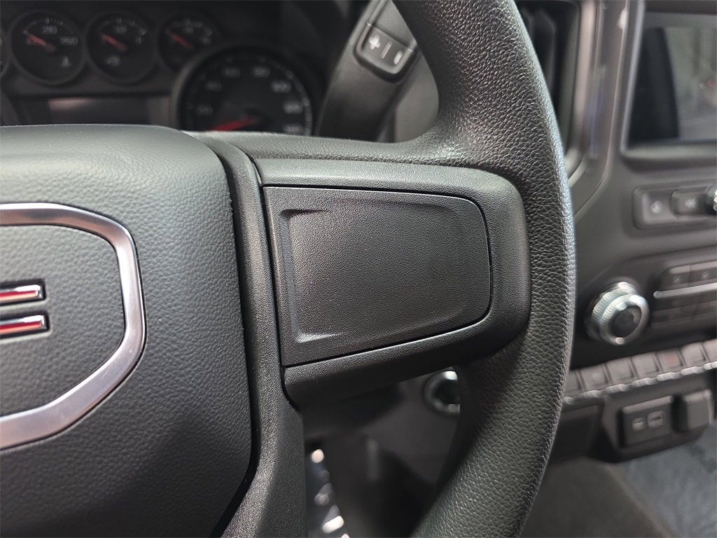 New 2025 GMC Sierra 1500 Pro w/ Graphite Edition image 18