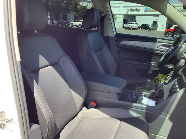 Used 2019 Volkswagen Atlas SE image 37