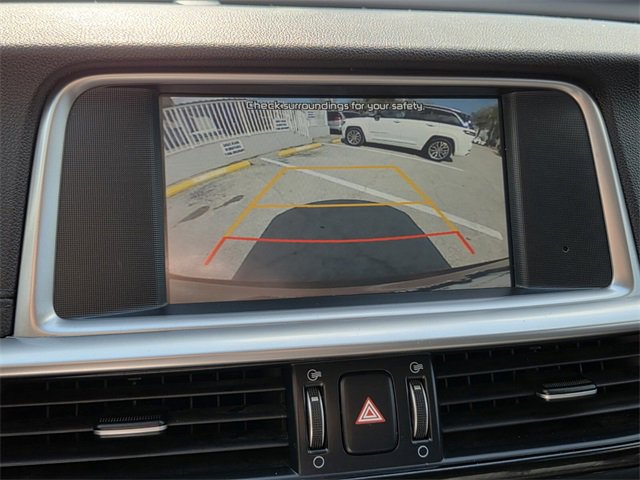 Used 2020 Kia Optima SE image 24