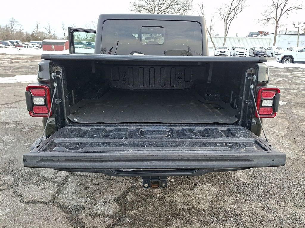 Used 2021 Jeep Gladiator Sport image 28