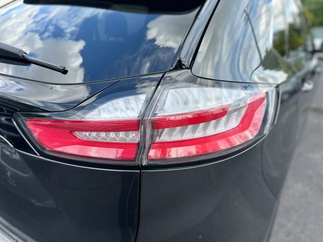 Used 2019 Ford Edge SEL w/ Equipment Group 201A image 34