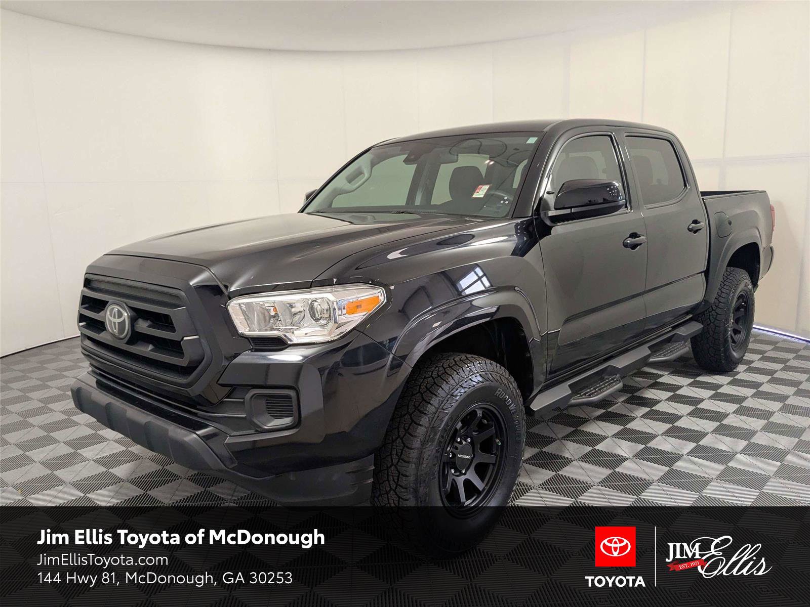 Used 2022 Toyota Tacoma SR RWD image 1