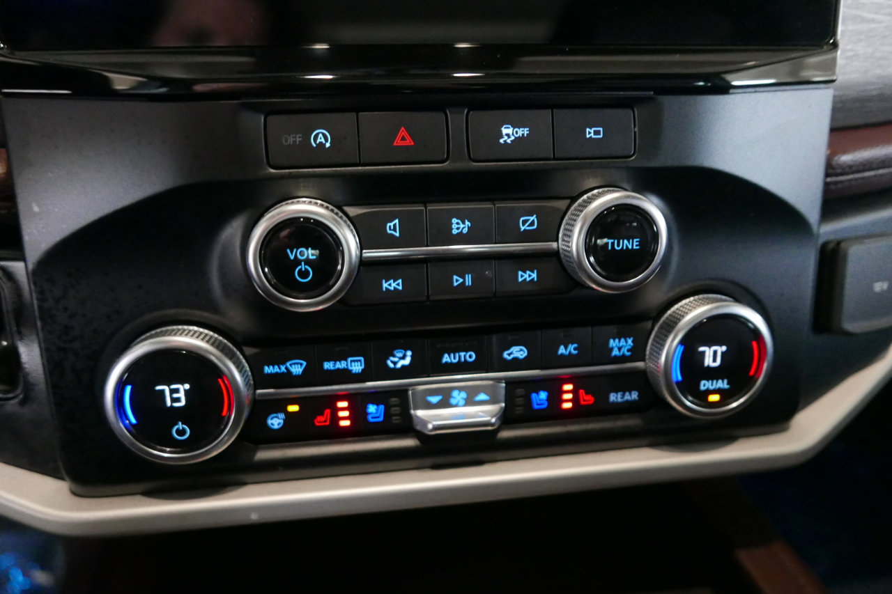 Used 2024 Ford Expedition Max Limited image 22